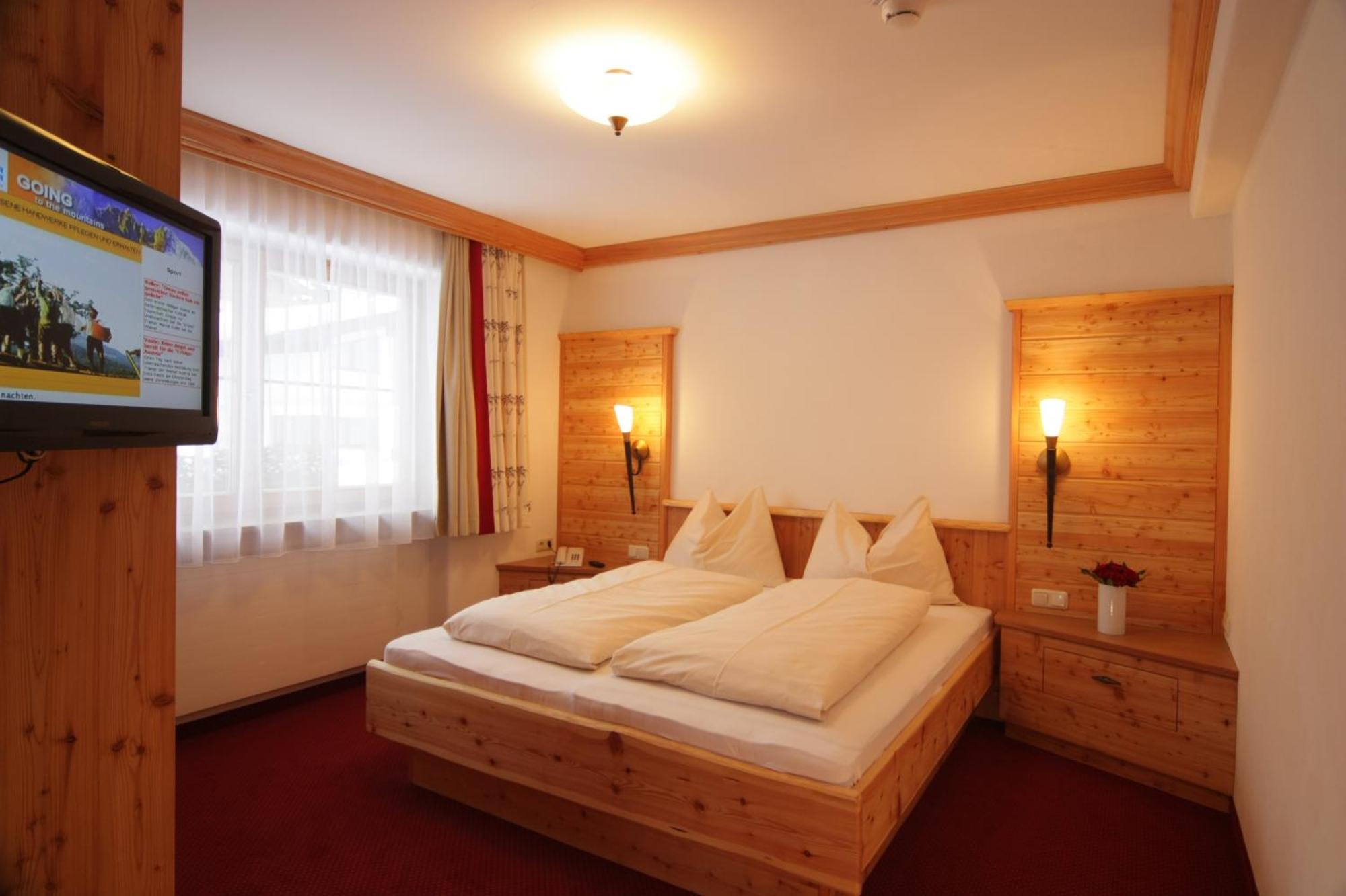 Hotel Ritterhof Елльмау Екстер'єр фото