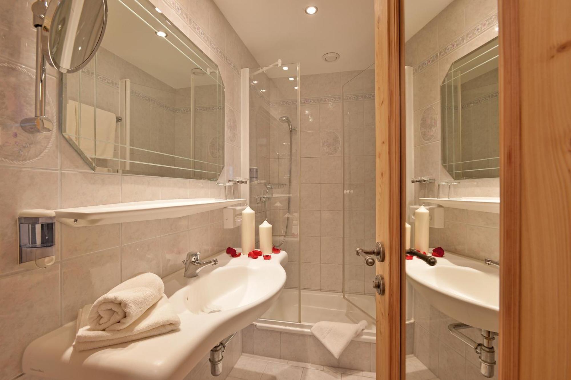 Hotel Ritterhof Елльмау Екстер'єр фото