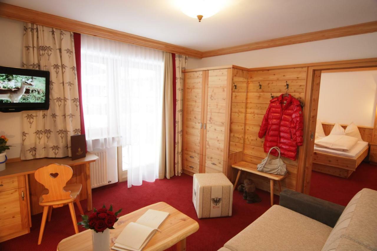 Hotel Ritterhof Елльмау Екстер'єр фото